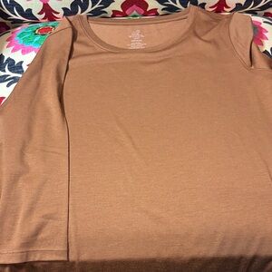 Woolx Jenny size Medium 3/4 sleeve Crew Neck
